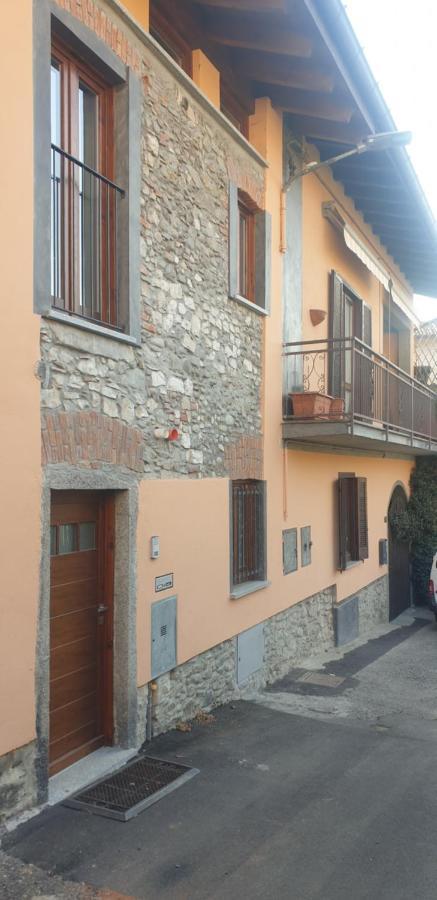 Casa Del Lago Travedona Экстерьер фото