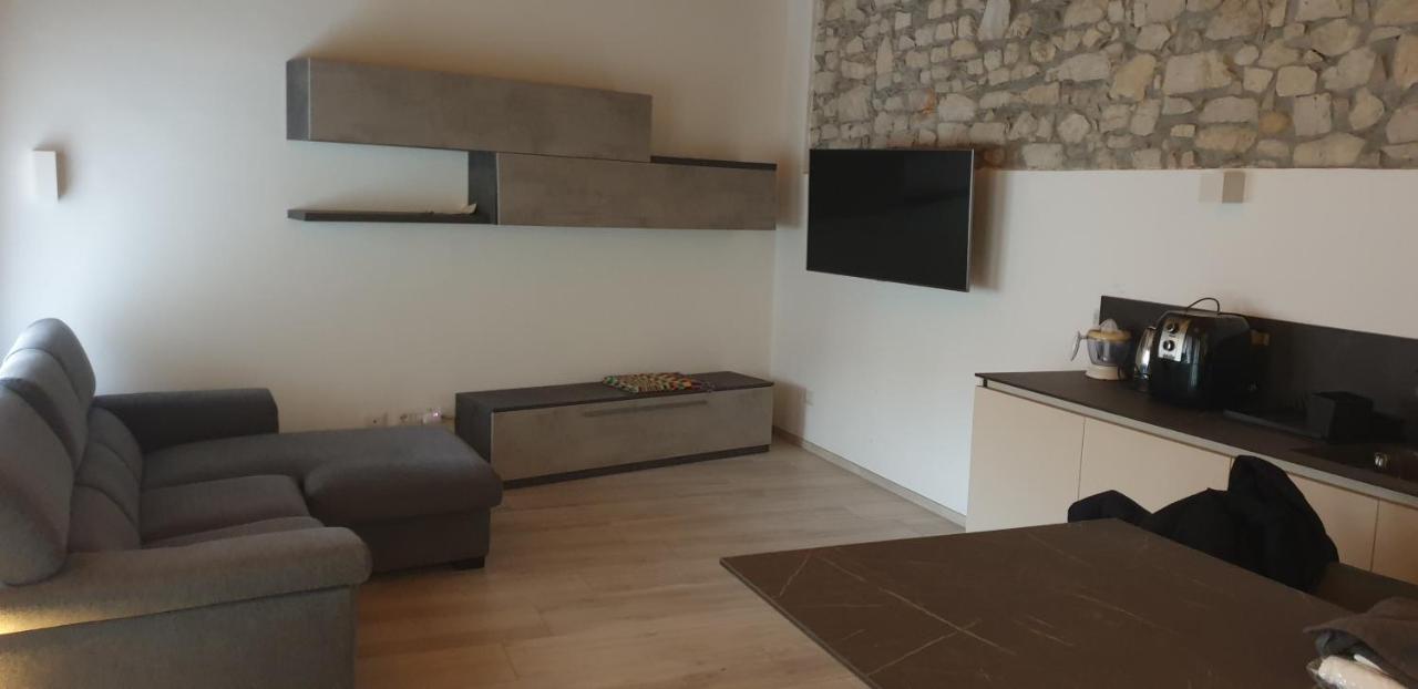 Casa Del Lago Travedona Экстерьер фото