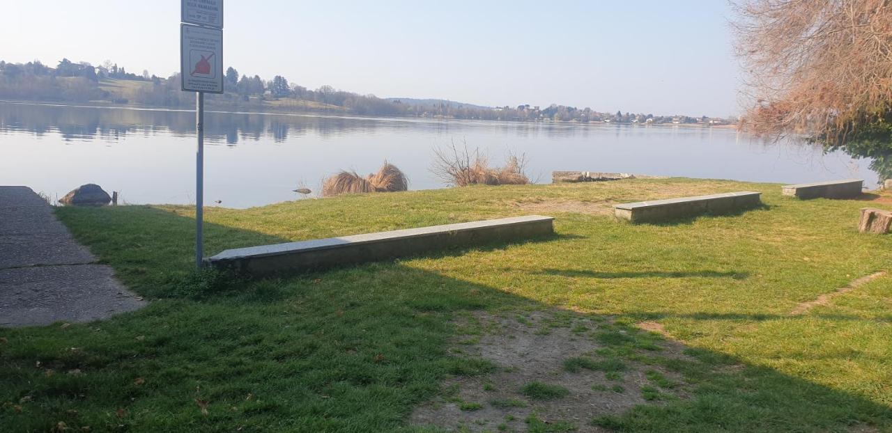 Casa Del Lago Travedona Экстерьер фото